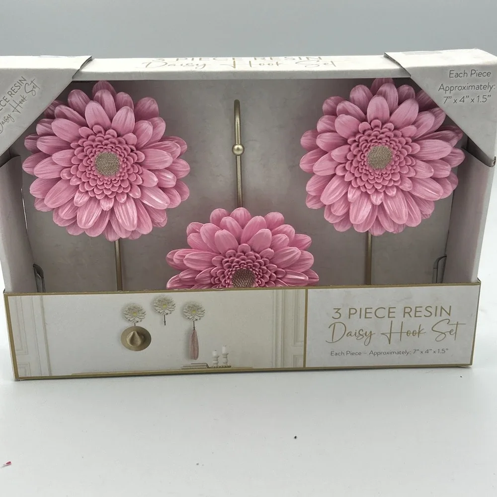 Pink Floral Daisy Wall Hooks Pink Set Of 3 Gold Hooks 7x4